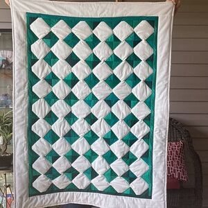NWT Hand Crafted Colors of Green Quilt